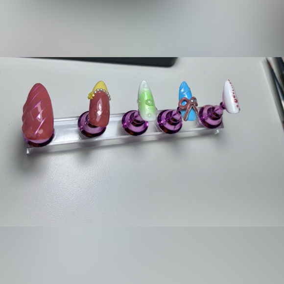 Handmade press on - Picture 3 of 3